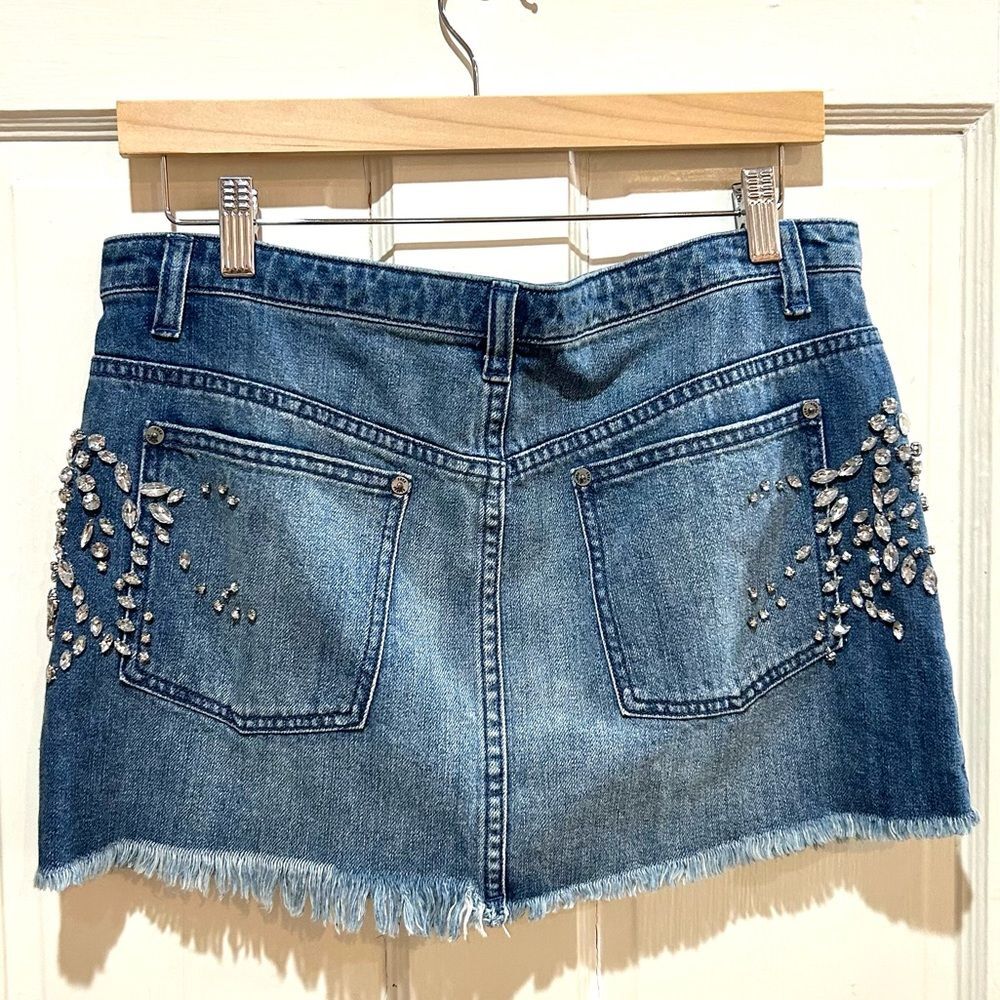 Free People NWT Shine Bright Rhinestone Denim Mini Skirt Y2K 90s Retro Size 6 - Picture 5 of 8